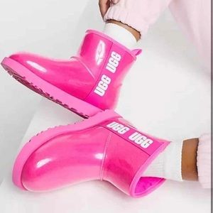 UGG CLASSIC CLEAR MINI BOOTS NEW POST*